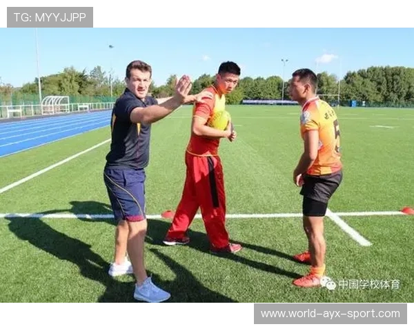 成都西南大学招聘考生跑步入场，视频引关注，西南大学跑步代替游泳